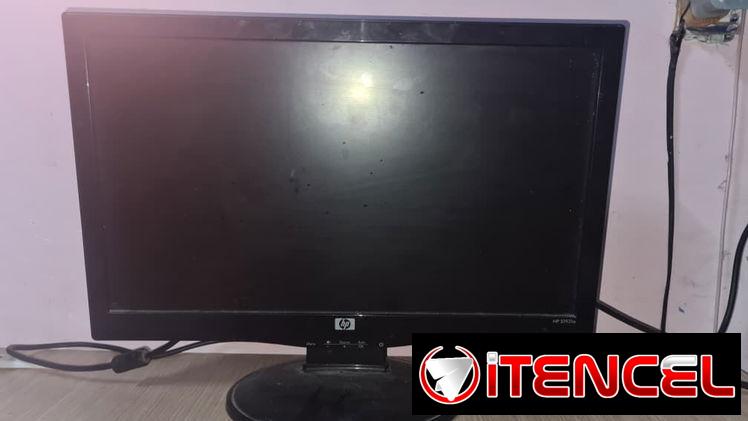 SE VENDE TORRE COMPLETA