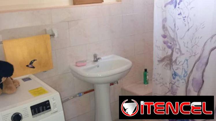 Ofertaaa a 5 cuadras del mar!!! En Cojimar linda casa con posibilidad de garaje!!!
