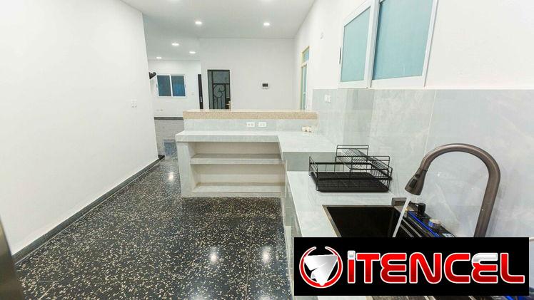 Casa con autonomía energética en Playa