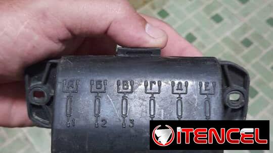 caja de fusibles de lada