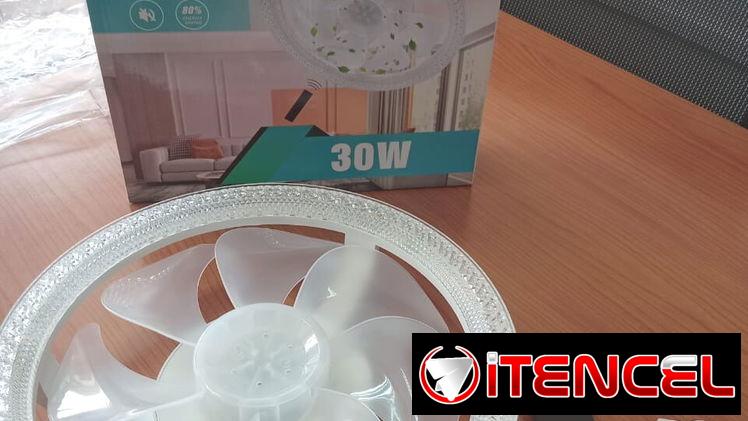 Lampara led con Ventilador Integrado
