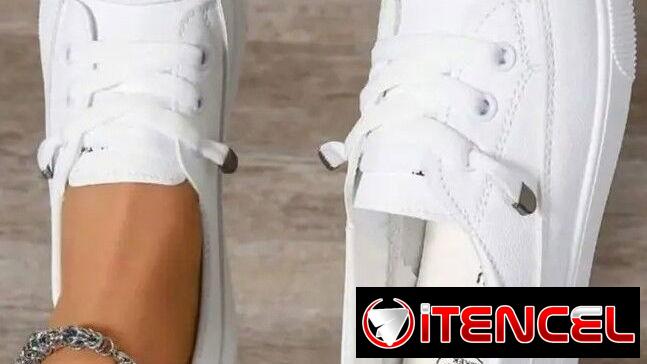 Tenis blancos de mujer