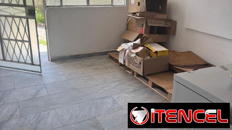 Apt frente calle bajos y portal por 60y31 en 20mil 535823877
