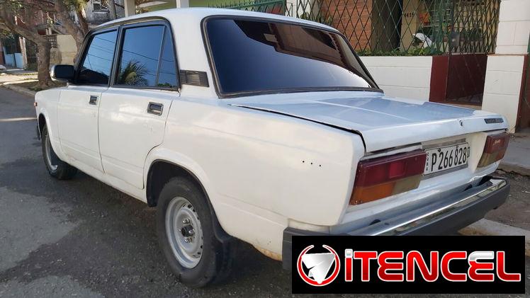 Vendo o cambio Lada 2105 en perfecto estado.