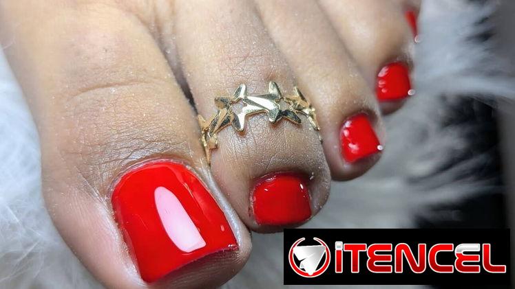 Servicios de manicura y pedicura