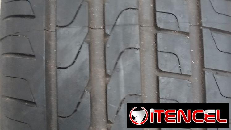 Pareja de gomas Pirelli 2055516 con un día de uso. Prácticamente nueva si se fija en las fotos de le ve los puntitos e