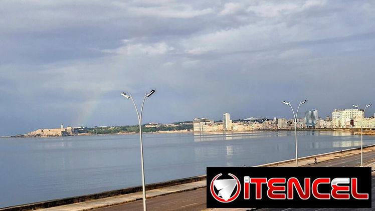VENTA O PERMUTA DE AMPLIO APARTAMENTO CAPITALISTA CON VISTAS AL MAR