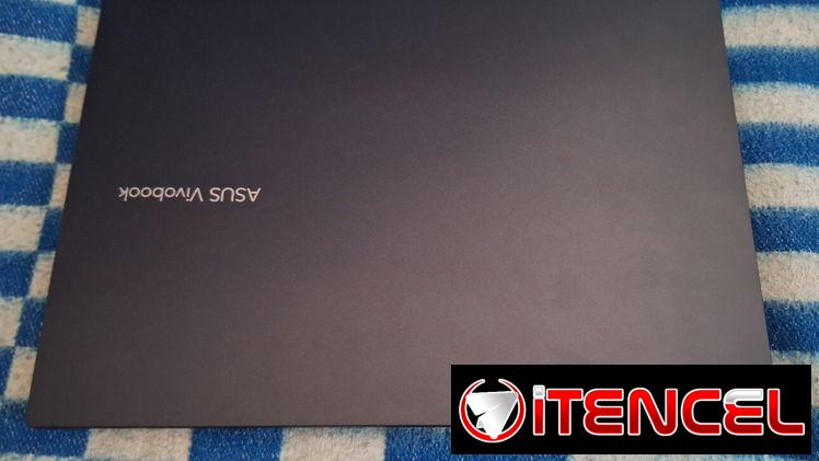Laptop Asus Ryzen 7 5800HS. Acepto celular