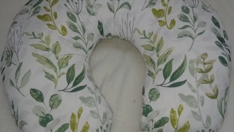 ALMOHADA DE LACTANCIA ERGONÓMICA, ENTREGA DE FACTURA, VARIEDAD DE ARTÍCULOS DE BEBÉ, ETC