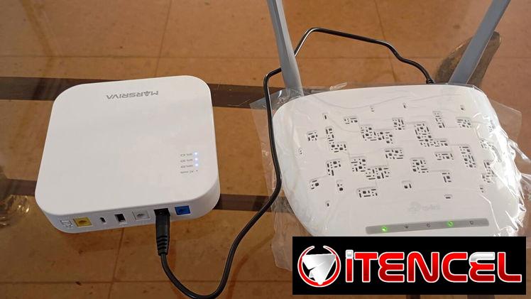 Mini UPS KP3 35 USD, Router y Mini UPS KP4 50 USD
