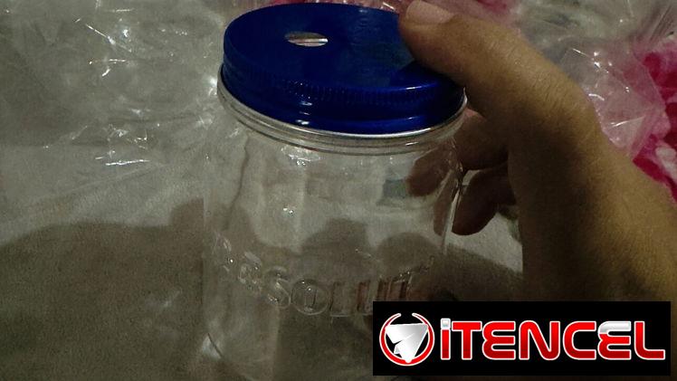 Vasos de la marca absolut
