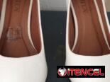 Zapatos puntilla blanco  con tacon dorado