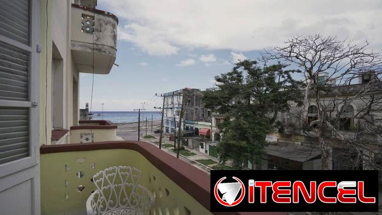 Renta Apto 3 cuartos, 3 baños ,vista al mar