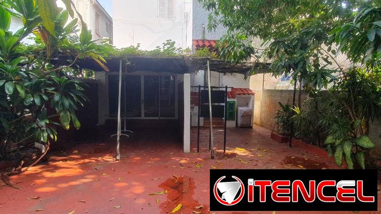 Renta de Casa en Playa negociable 1800usd 53582376