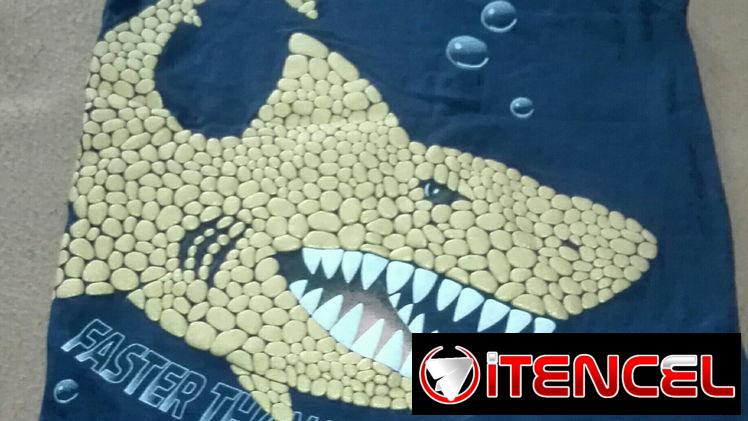 Camisetas nuevas y de uso para niños de 3 a 6 años