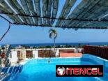 Reserva casa con piscina, billar, mirador, terraza para 15 personas en Guanabo con días disponibles