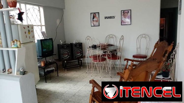 Ofertaaaa!!! Precioso apto de 3 cuartos y 2 baños en Santos Suárez en primer piso de excelente construcción!!!