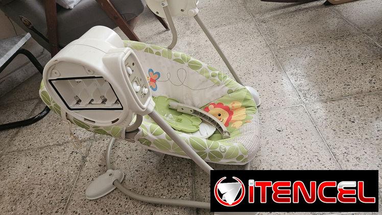 Mecedora de bebé