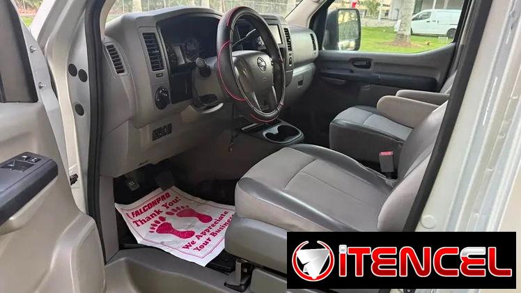 Se vende Nissan NV3500 HD Passenger Van 2019: