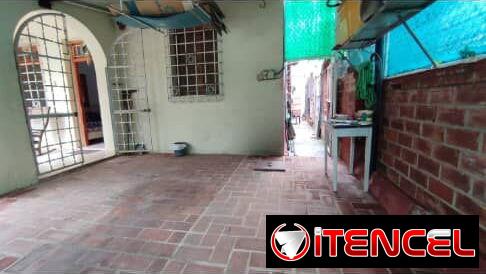 Se vende playa casa Garaje 2/4 y medio VER DENTRO