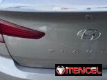 Hyundai Elantra 2020 pintura de fábrica ,en excelentes condiciones es un carro que destacan su eficiencia de combustible