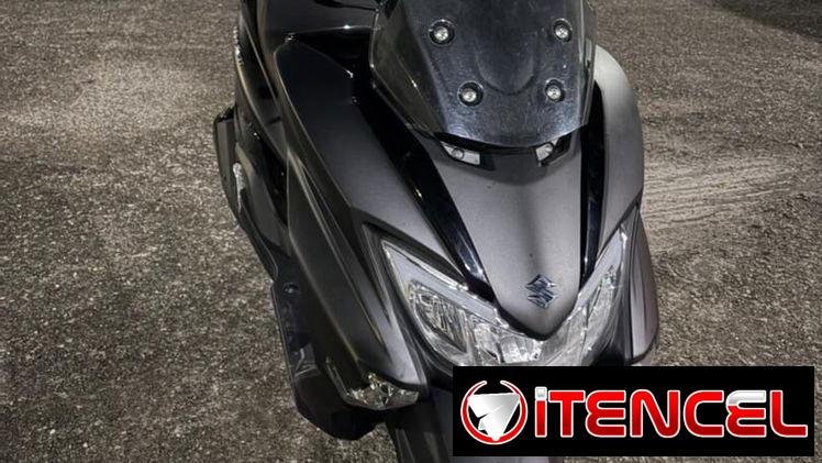 Suzuki Burgman impecable