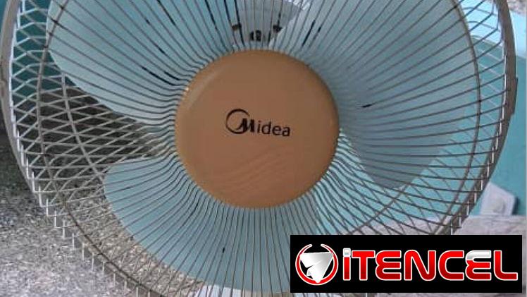 Ventiladores de mesa, de pared y de pie