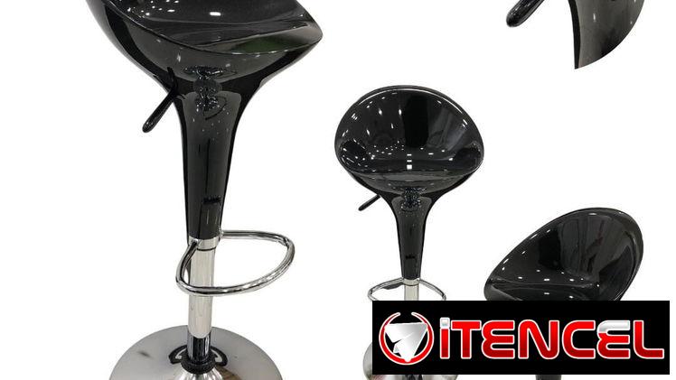 Banquetas para bar 🍸 75 usd blanca negras y rojas mensajería disponible para toda la habana