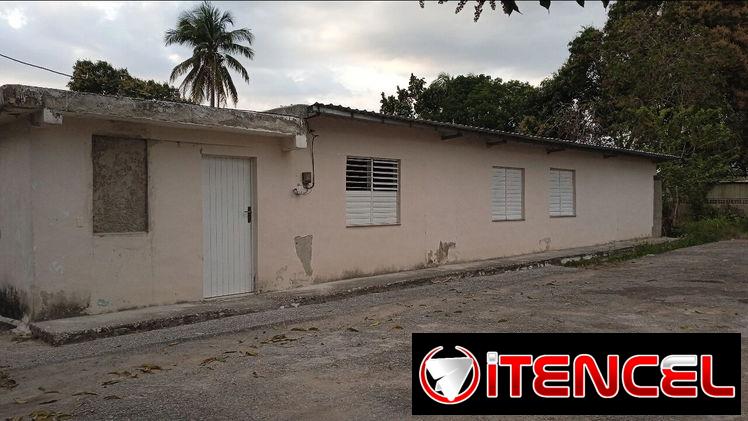 Se permuta casa en Guanabacoa con patio cercado sala cocina comedor y 3 cuartos # 53072299
