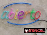 Venta de Letreros que indican Abierto para negocios.
