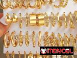 Aretes y anillos