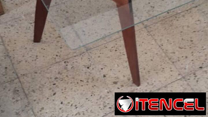 Mesitas de madera y cristal 58057631
