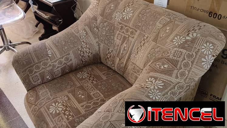 Se vende juego de sala y de comedor