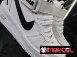 52849429 Tenis de niño ….30 usd o equiv Playa