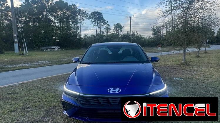 Vendo o negocio Yhunday Elantra 2025 cero millas entrado al país
