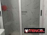 Mamparas de baño en aluminio..trabajos por m²..170usd..precio o calidad..austed decide
