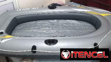 Gran oferta!!!!! Bote inflable con remos
