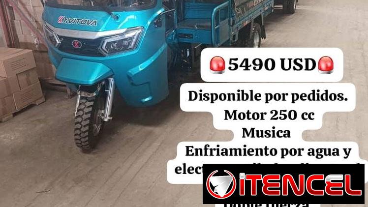 Triciclos eléctrico con asientos y techo