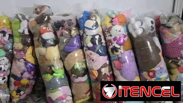 Pacas de peluches trae 100 unidades 270 Usd