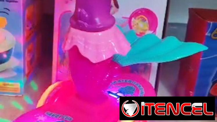 Todos estos juguetes, cantan, tienen luces y caminan. Vienen con sus pilas.   Precio 5000$