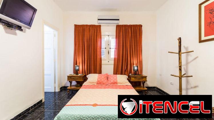 Renta de habitacion independiente en el vedado x día