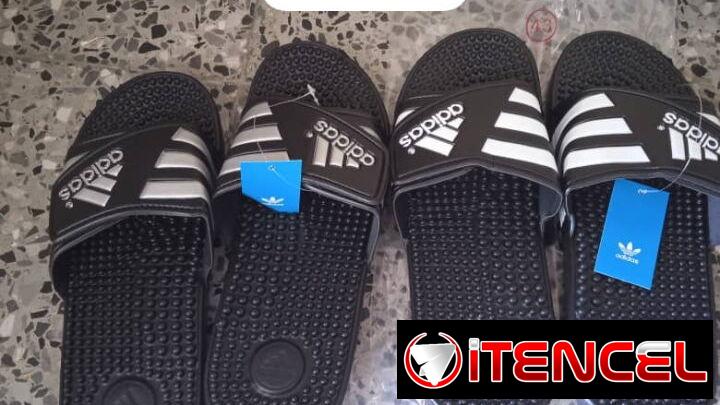 Chancletas adidas