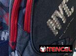 Mochilas con varios zipper y compartimentos, bien fuertes de lona gorda !