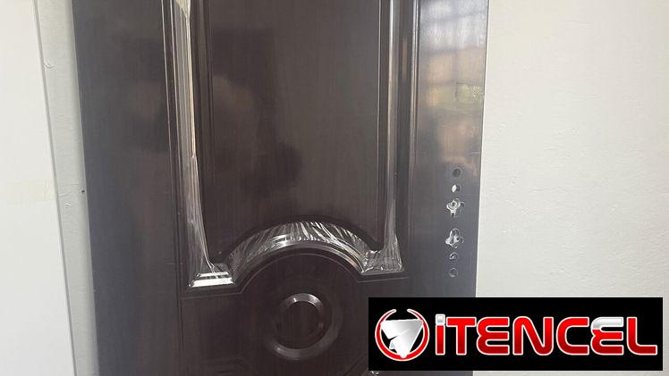 Puertas de aluminio 210×90 nuevas