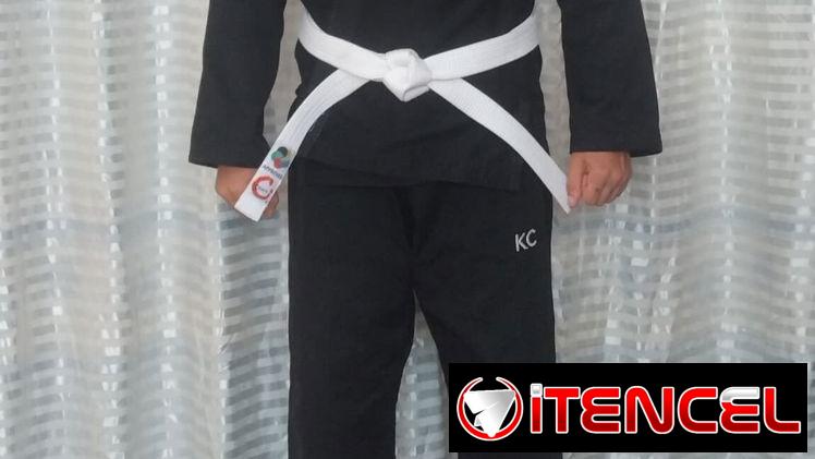 Kimono negro