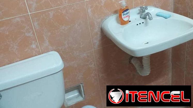 🏠 Se vende casa en Centro Habana. Tiene incluído Split, nauta hogar, Tv con canales extranjeros y es planta baja.