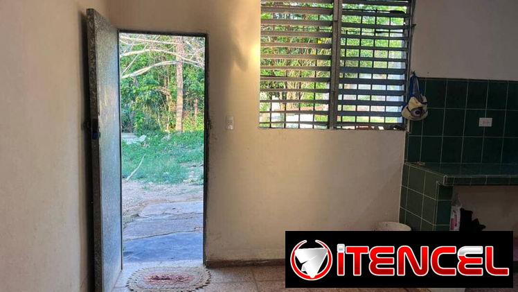 Casa 🏡 grande en boyeros (#163)