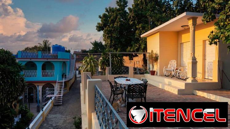 ¡Descubre el encanto colonial de Trinidad en el Hostal Tuto y Cari!