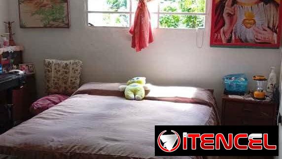 Apartamento de 2 Cuartos en 1er Piso en Edificio Microbrigada en Casino Deportivo !!!
