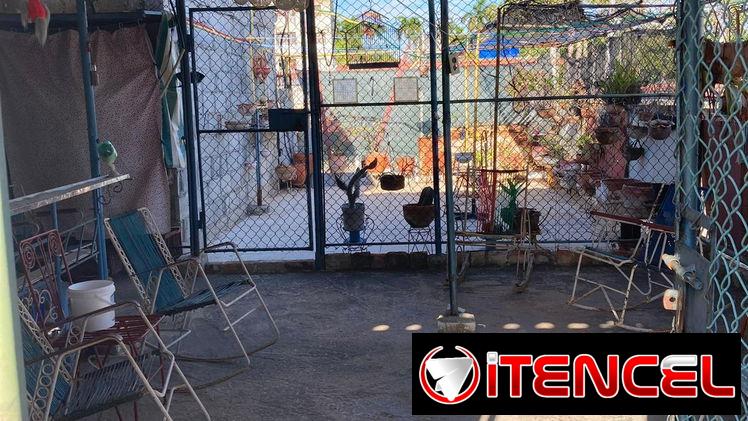 VENDO CASA EN EL SEVILLANO DE 3 HABITACIONES 35.000mil usd